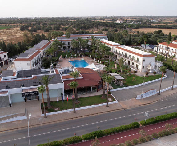 Loutsiana Hotel front view