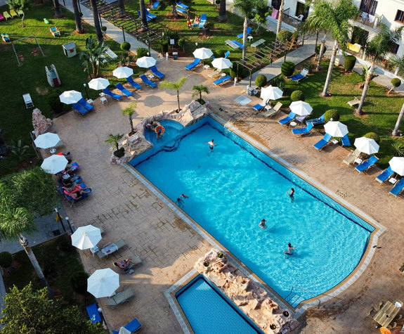 Loutsiana Hotel swimming pool